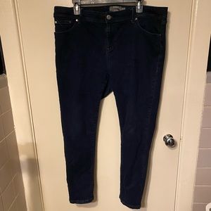 Torrid luxe skinny jeans, size 18R